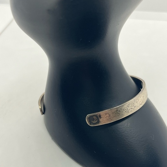 Far Fetched Sterling Silver Not All Who Wander Are Lost Cuff Bracelet vintage - Picture 12 of 12